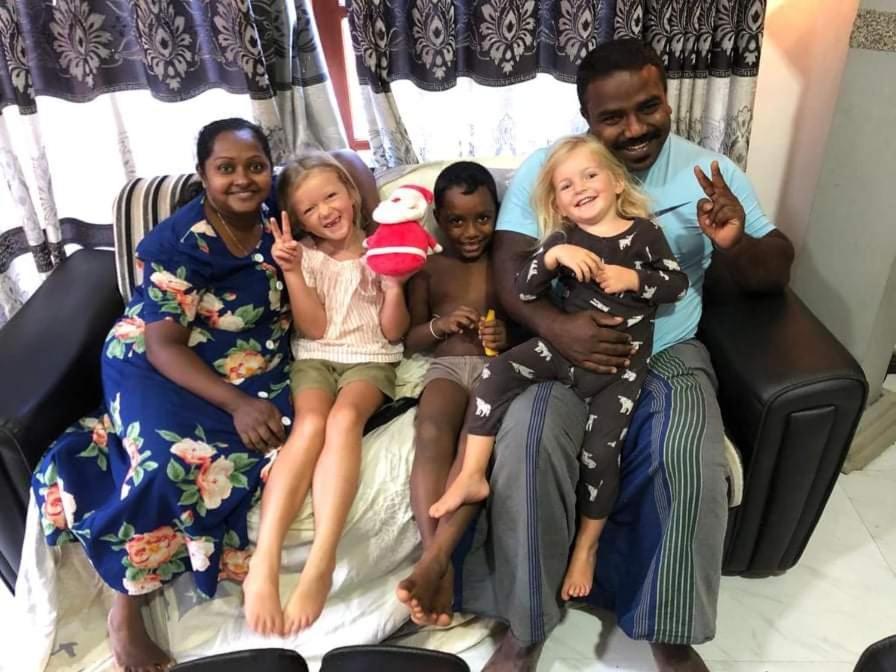 Sura Homestay Kandy Bagian luar foto