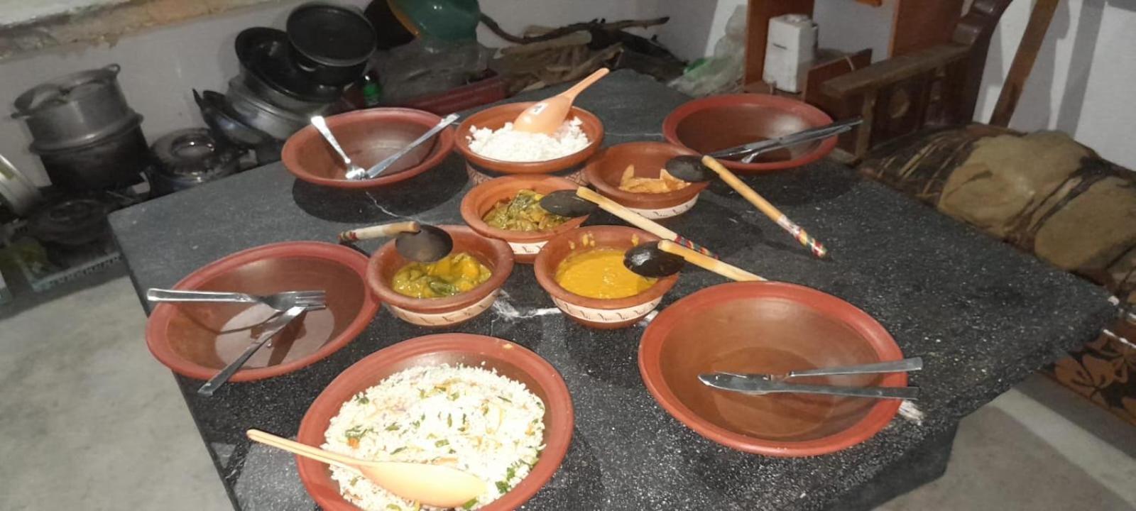 Sura Homestay Kandy Bagian luar foto