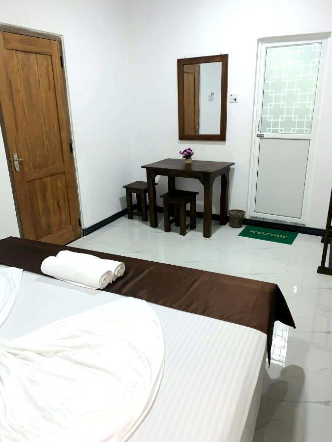 Sura Homestay Kandy Bagian luar foto