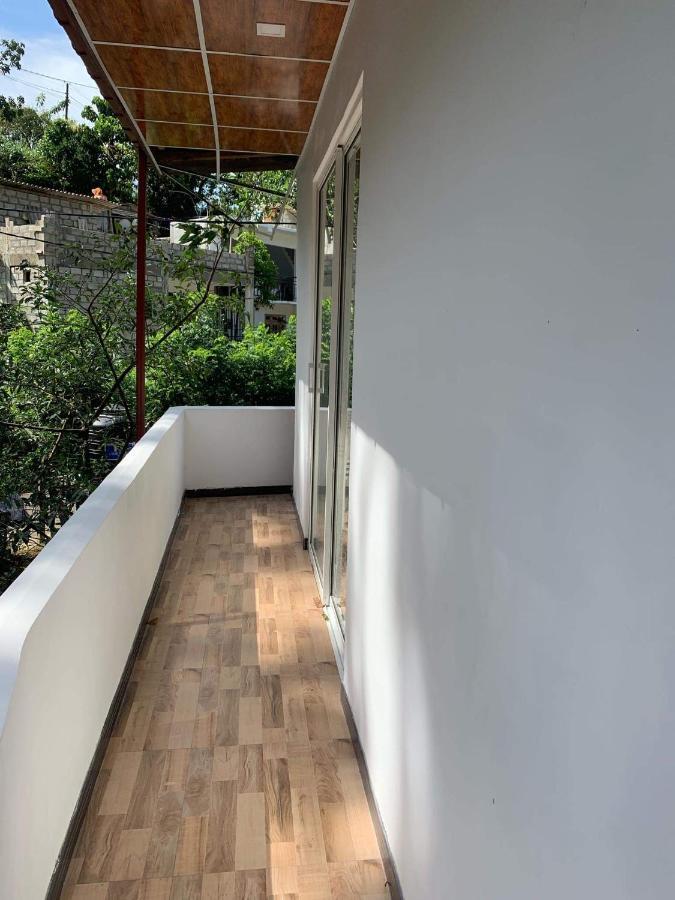 Sura Homestay Kandy Bagian luar foto